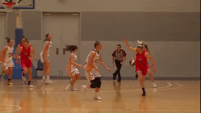 Perth were always looking to run. Here, Antonia Edmonson gets a fast break layup.