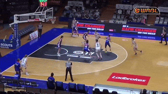 Steph Cumming continued to be an all-round contributor and tough bucket maker for the team. "She is Dandenong through and through" says Anderson.